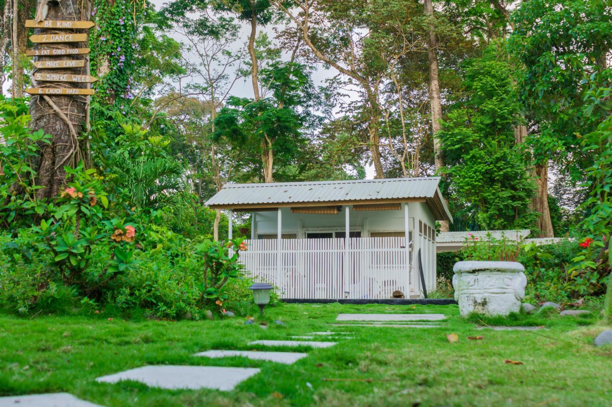 Olivia Del Caribe Suite Puerto Viejo de Talamanca ภายนอก รูปภาพ